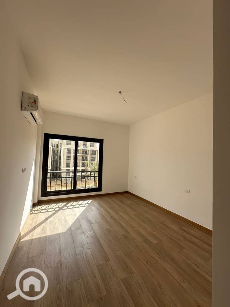 7 WhatsApp Image 2026-01-04 at 1.48. 36 PM (1). jpeg