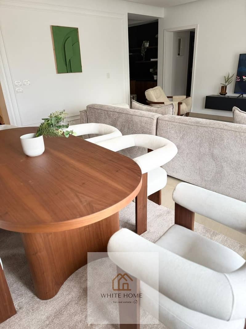 7 WhatsApp Image 2026-01-01 at 10.43. 39 PM. jpeg