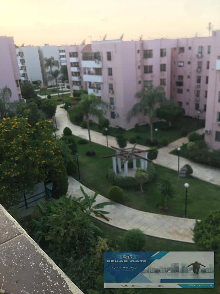 4 c340b7a2-34b8-446f-8ec2-121f8158ba0d. jpg