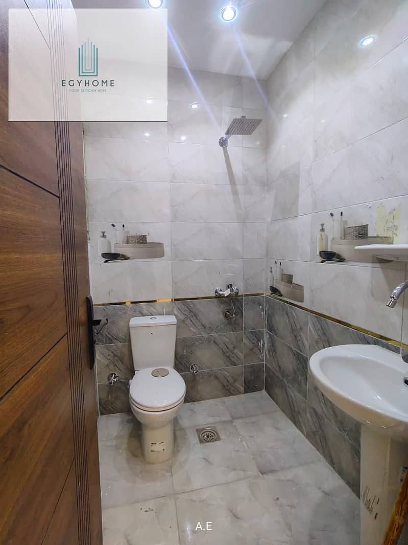 3 e8ff146c-9317-4104-b24b-218a87edea61. jpg