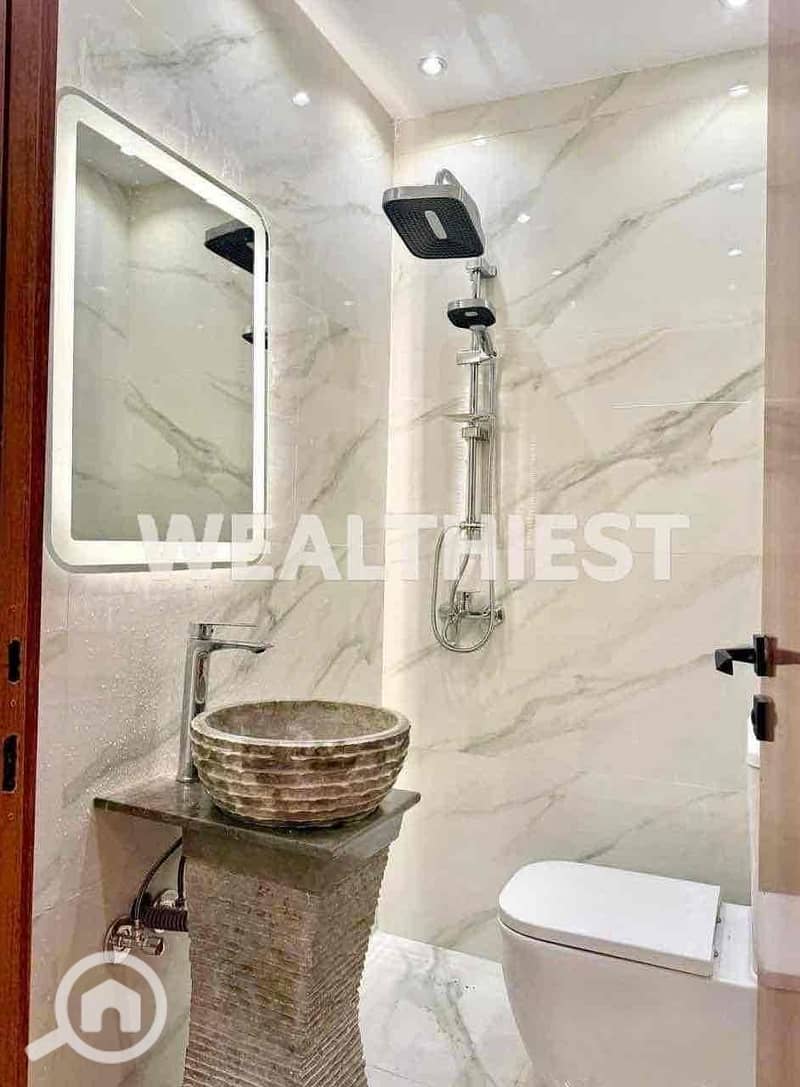 10 57dd5c60-c08d-4f64-8c63-ff49f3b31528. jpg