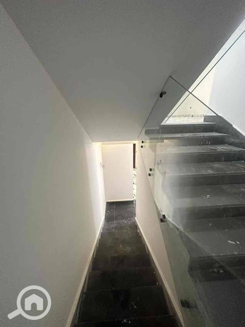 4 PHOTO-2026-01-04-13-30-58 3. jpg