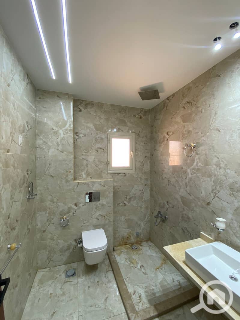 5 84d592fe-f52f-4608-9764-40581f566894. jpeg