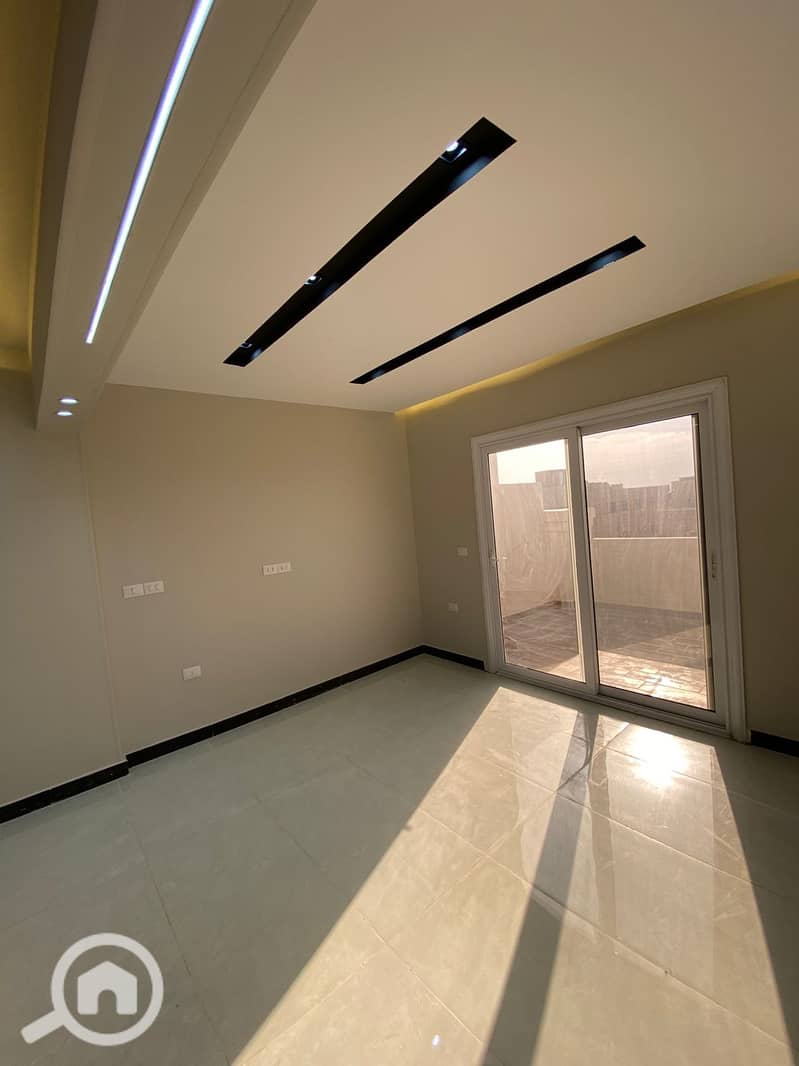 28 fe54626f-c24e-46ec-8751-e80ac76321e5. jpeg