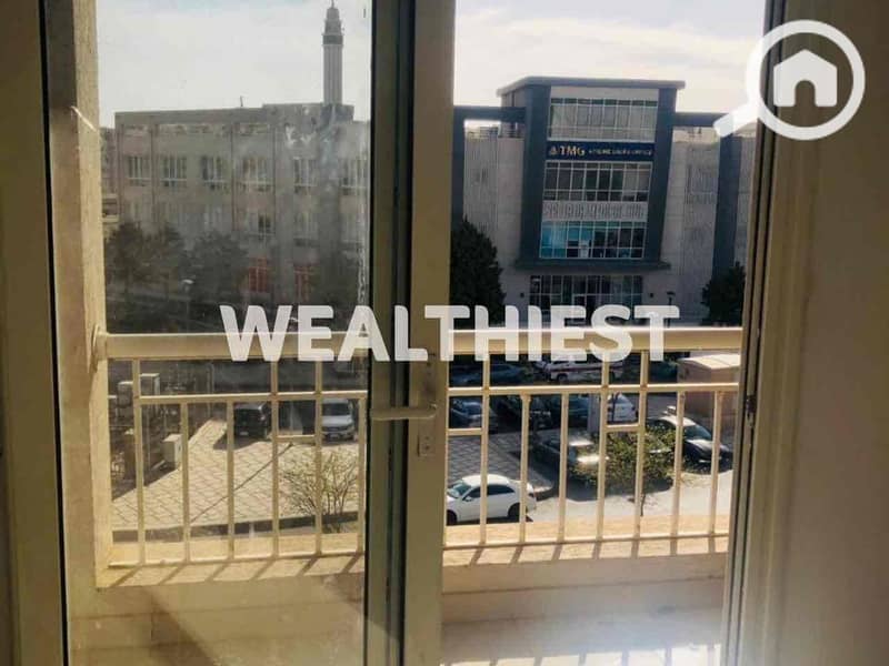 6 1069f84a-3d8e-4c7d-8f08-660a365978da. jpg