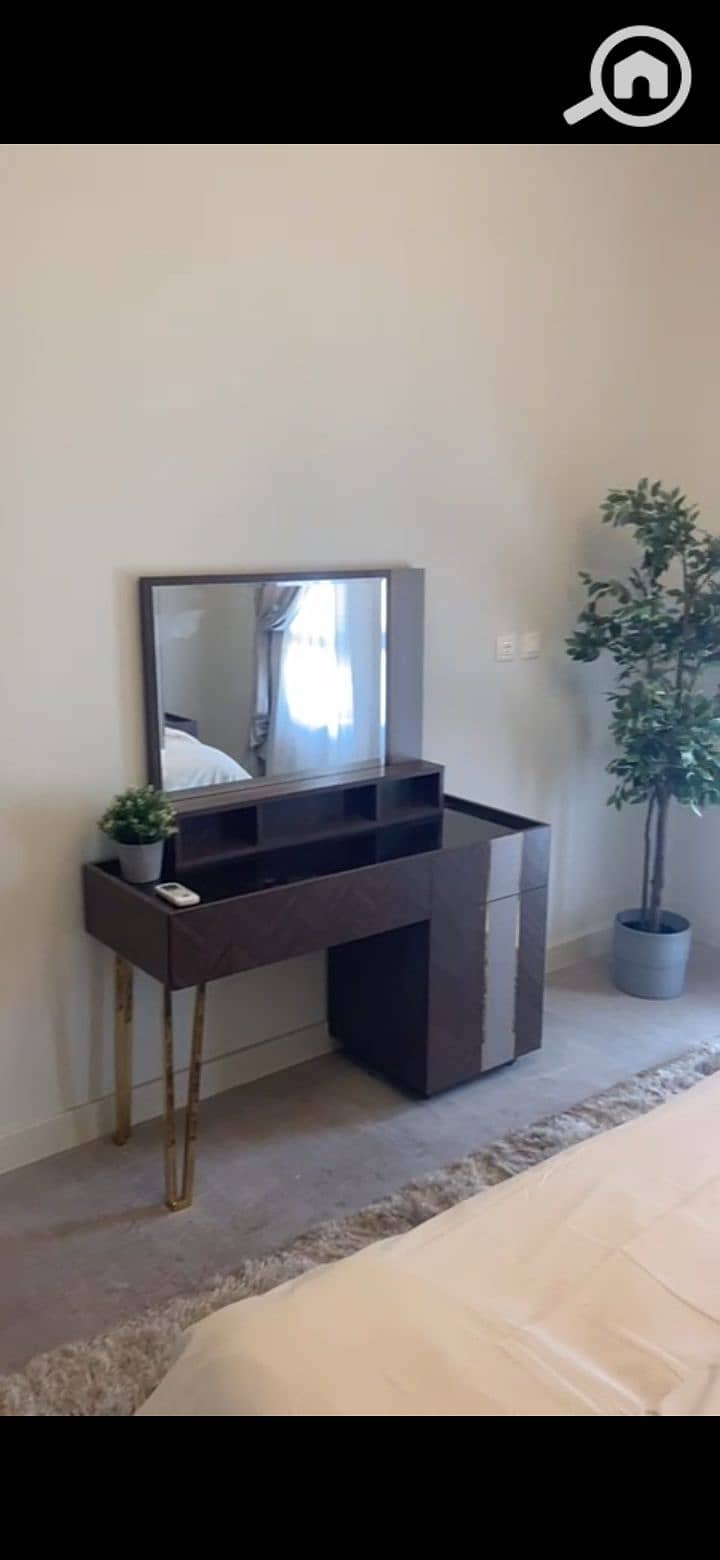 5 WhatsApp Image 2026-01-04 at 2.10. 48 PM. jpeg