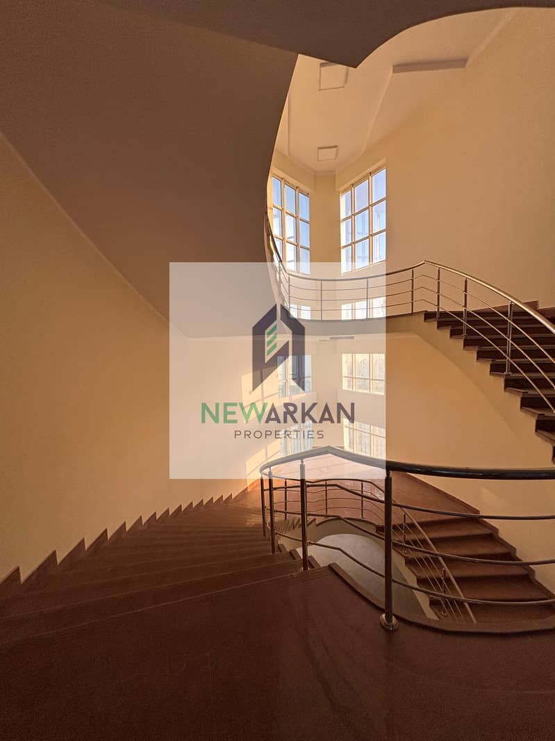 9 WhatsApp Image 2025-10-02 at 9.32. 45 PM (5). jpeg