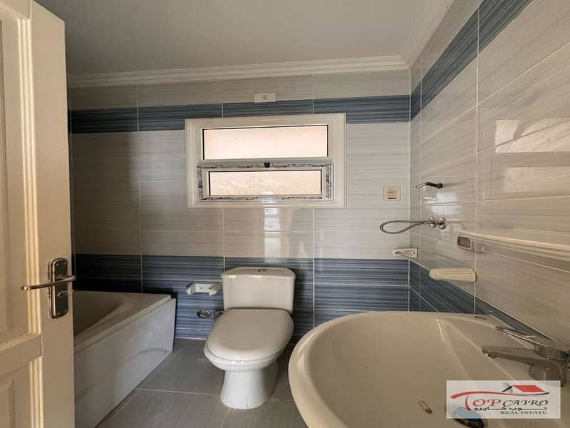 6 WhatsApp Image 2026-01-04 at 11.43. 51 AM_1200x900. jpg