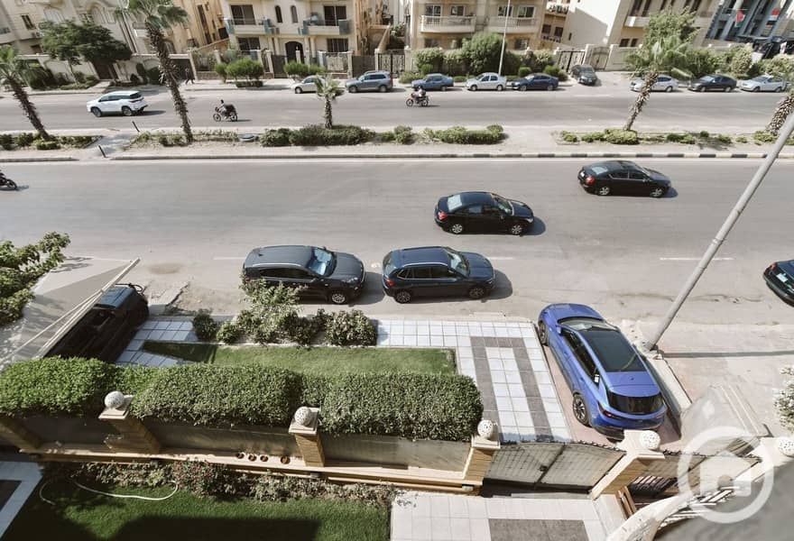 10 940b45d4-d4a3-4f86-b105-0ac53466c60f. jpg