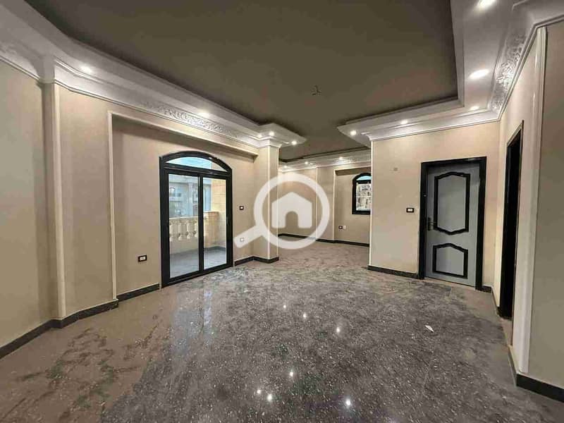 1000643829. jpg 1000643829. jpg