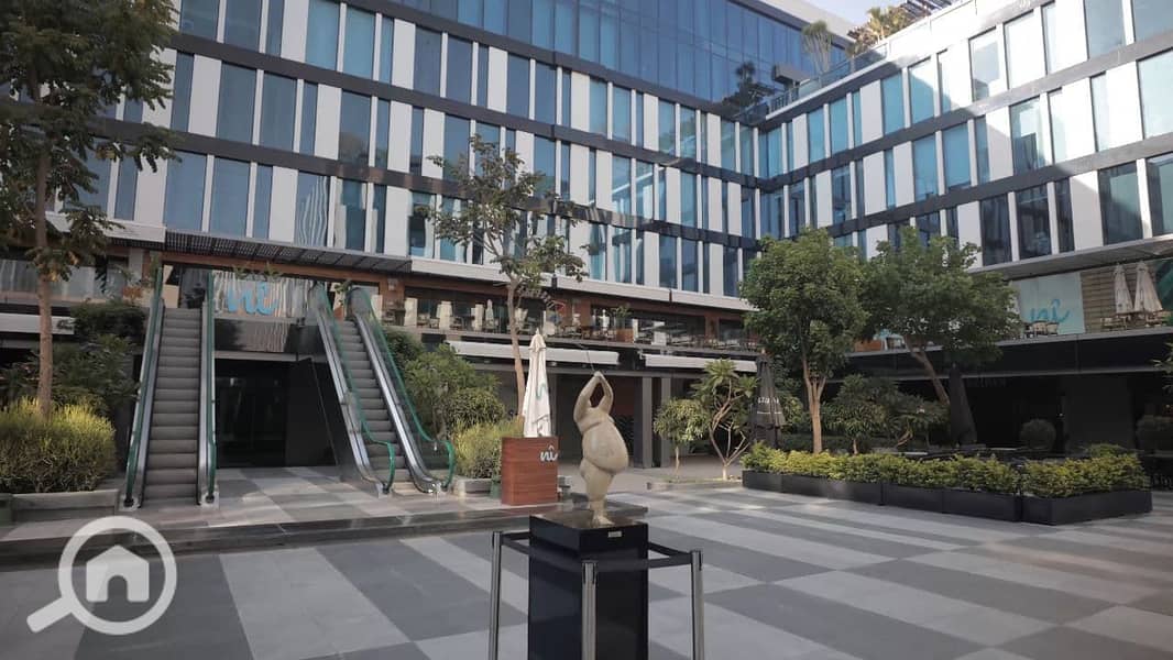 10 مول-بارك-ستريت-الشيخ-زايد. jpg