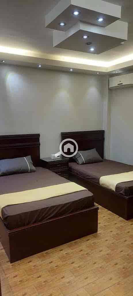 6 581547f0-95de-45a5-b1da-3305bb761255. jpg