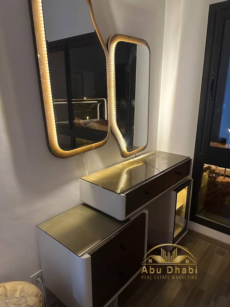 6 6a2a5f1b-0404-408a-9ef3-3f61e898e362. jpg