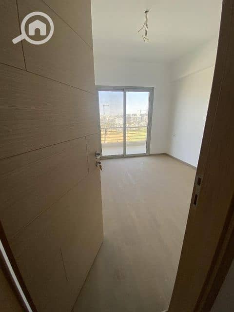 4 6ed05c12-7b15-4312-b250-5c3890555ed0. jfif. jpg