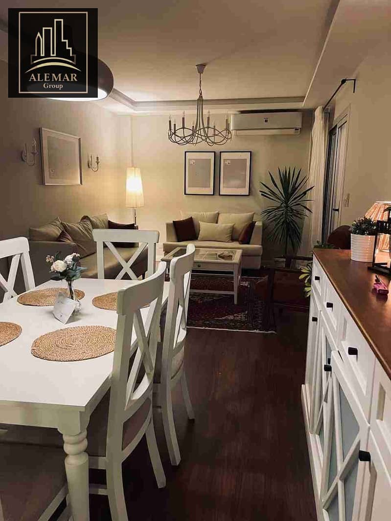 1000758806. jpg 1000758806. jpg