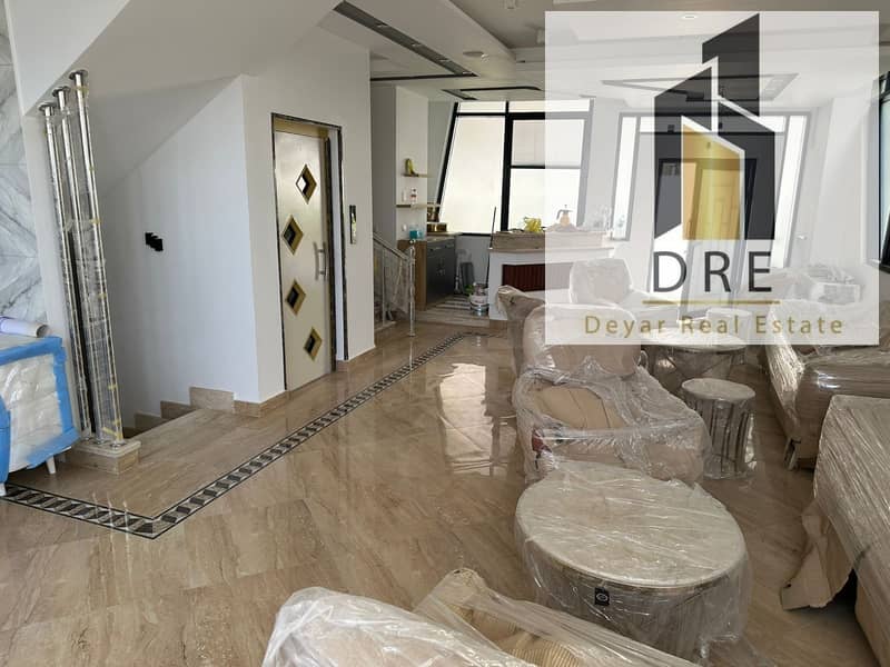 6 9f232036-530f-48d7-8377-ec510bbeb9b7. jpg