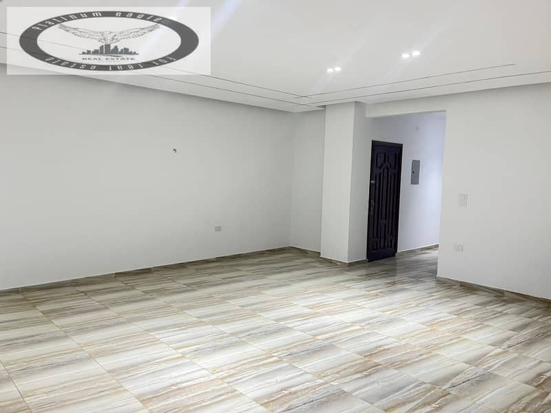 7 9916f66d-fbf0-4d5b-86c7-e8bf39863026. jpg