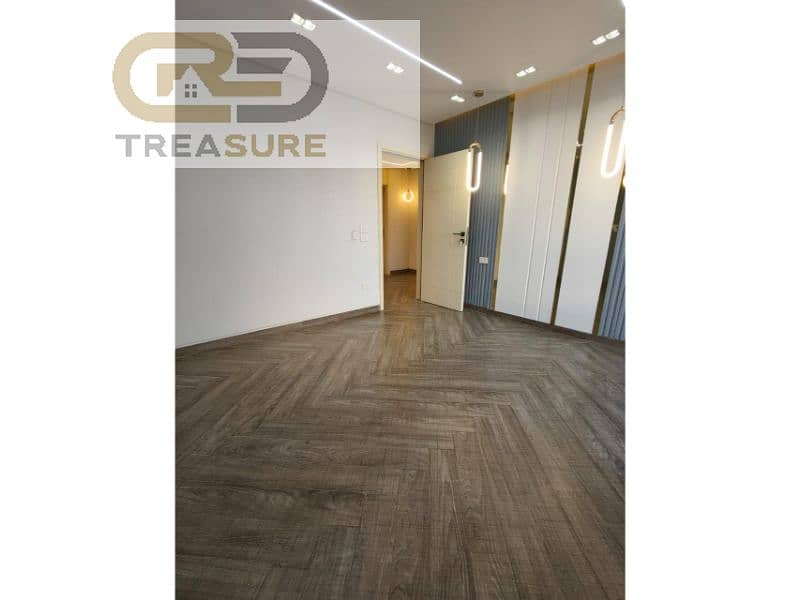 6 WhatsApp Image 2026-01-04 at 2.30. 05 PM. jpg