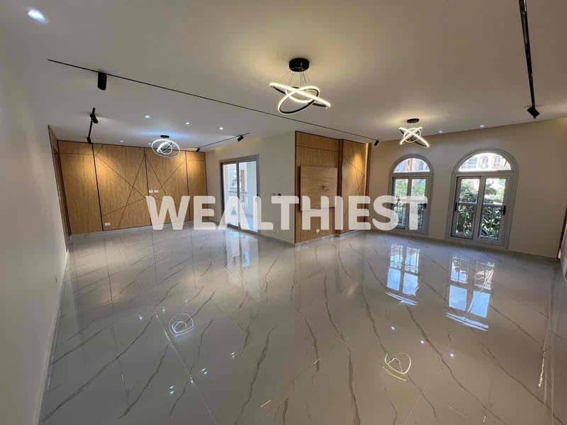 6 058d407c-8b6a-45f2-ab62-b348f7bbbeef. jpg