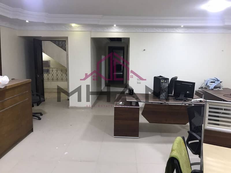 16 photo_5960673983147478456_y. jpg