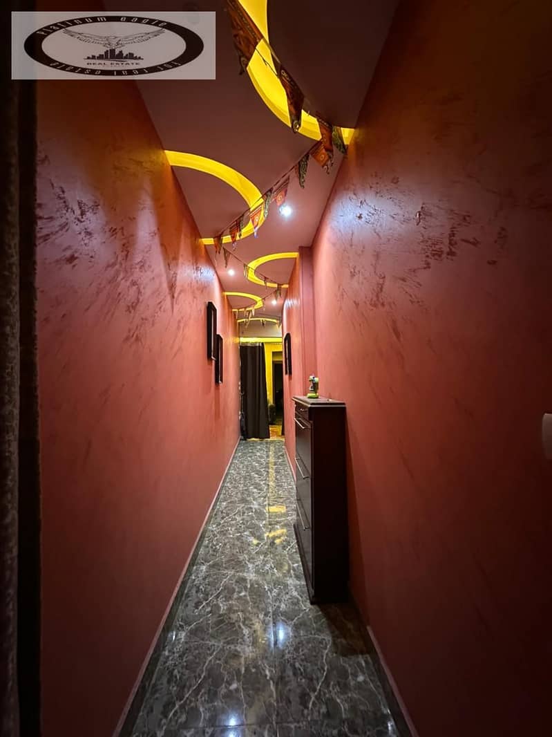 8 b83542f0-9768-456e-88bc-0a2567ea3753. jpg