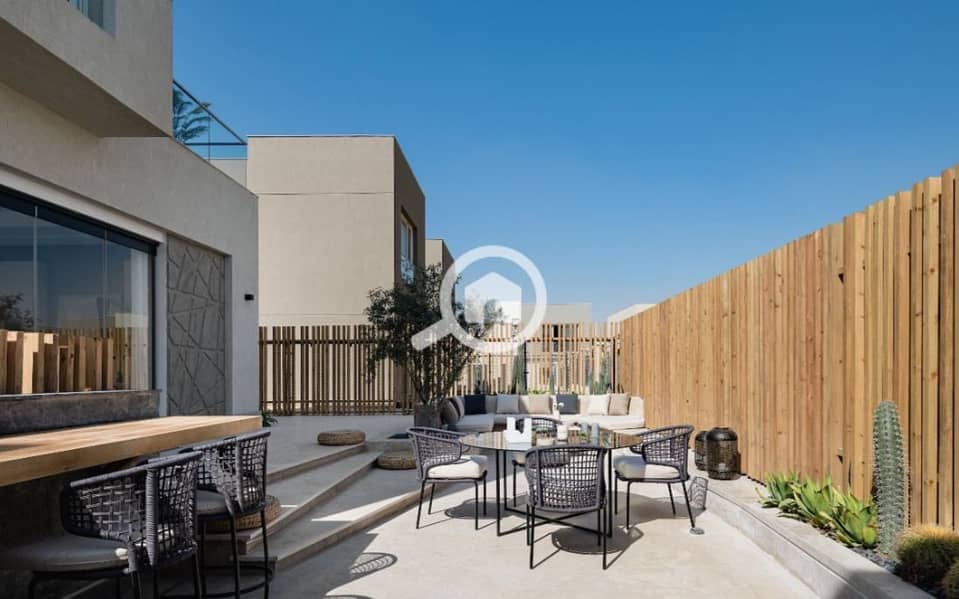 10 WhatsApp Image 2025-12-02 at 1.47. 55 PM. jpeg