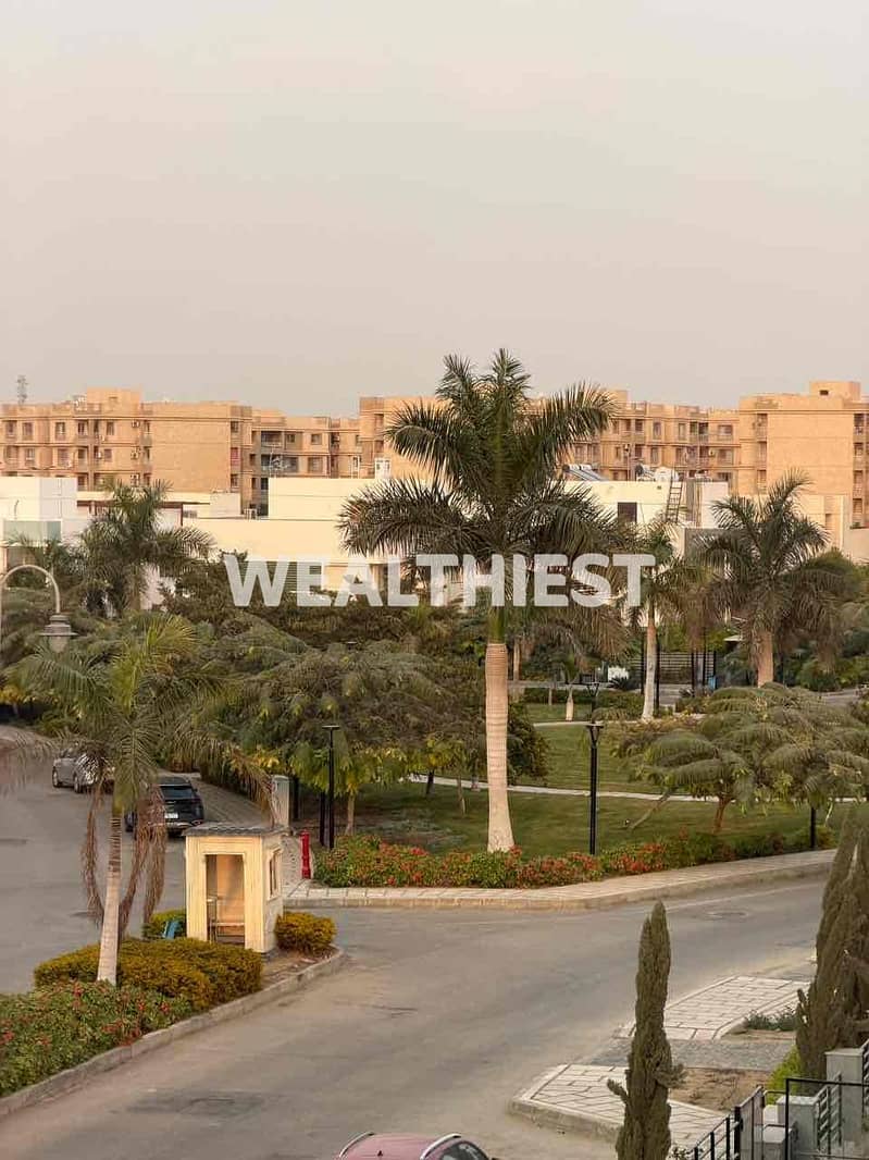 2 82b0a0a0-22fc-4e08-89ee-353d27446791. jpg