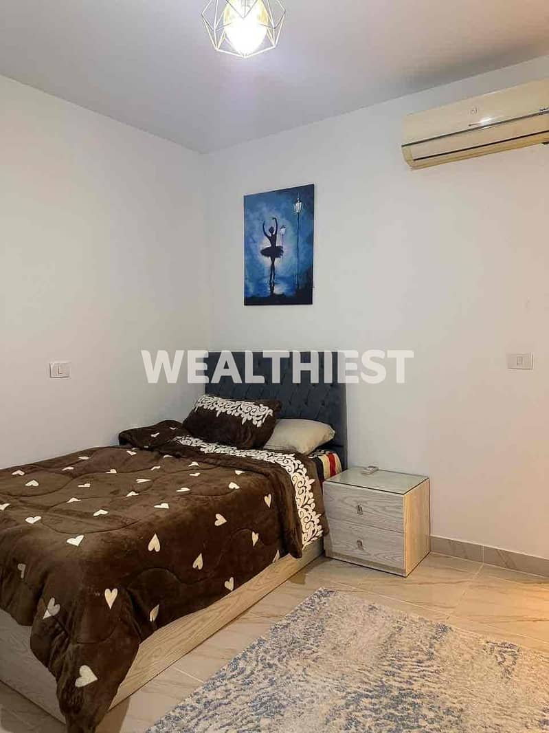 11 4bff4c1a-8a64-47d6-a8f3-ef84fc2d9643. jpg