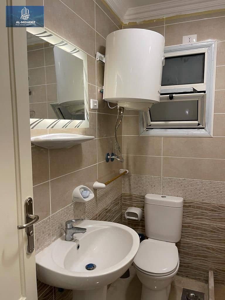 6 صورة واتساب بتاريخ 1447-04-15 في 15.28. 52_4bb61135. jpg