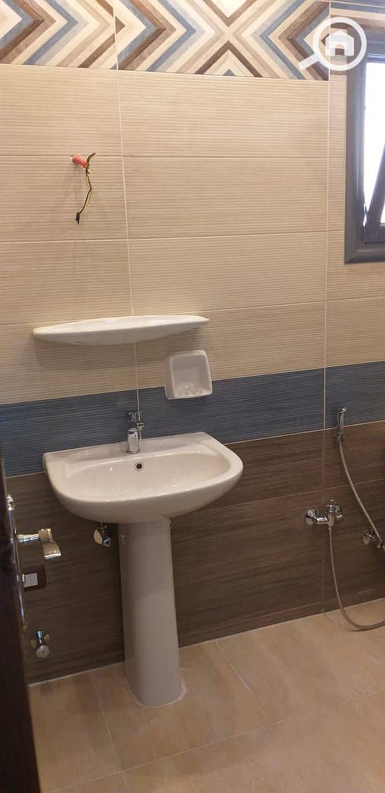 7 WhatsApp Image 2025-12-25 at 3.31. 55 PM (2). jpeg