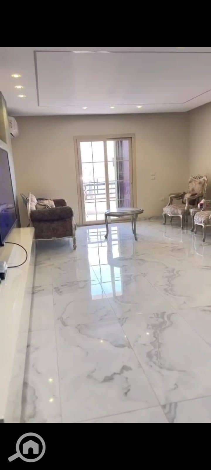 5 e7e5e8e8-906d-42fd-a981-3f455cfef2d5. jpeg