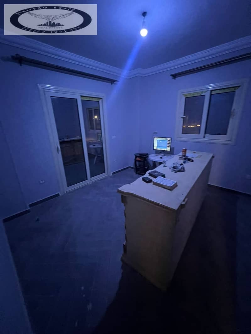 7 9c0e77e0-843d-4a40-8039-869abcf8633f. jpg