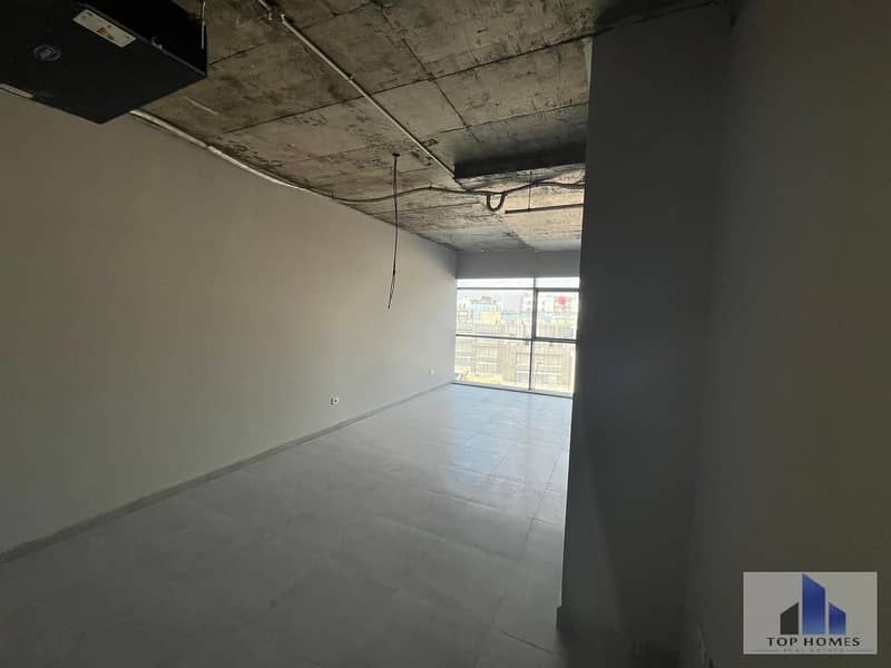 5 WhatsApp Image 2025-12-21 at 1.48. 30 PM (1). jpeg