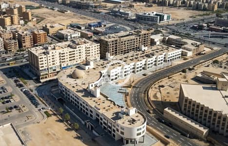 صيدليه  للايجار في 6 أكتوبر، الجيزة - 80-13. jpg