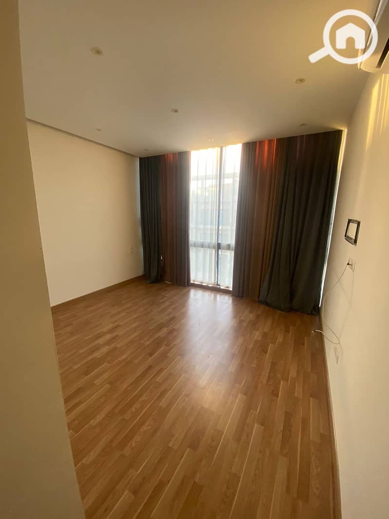 7 WhatsApp Image 2026-01-04 at 1.50. 18 PM. jpeg