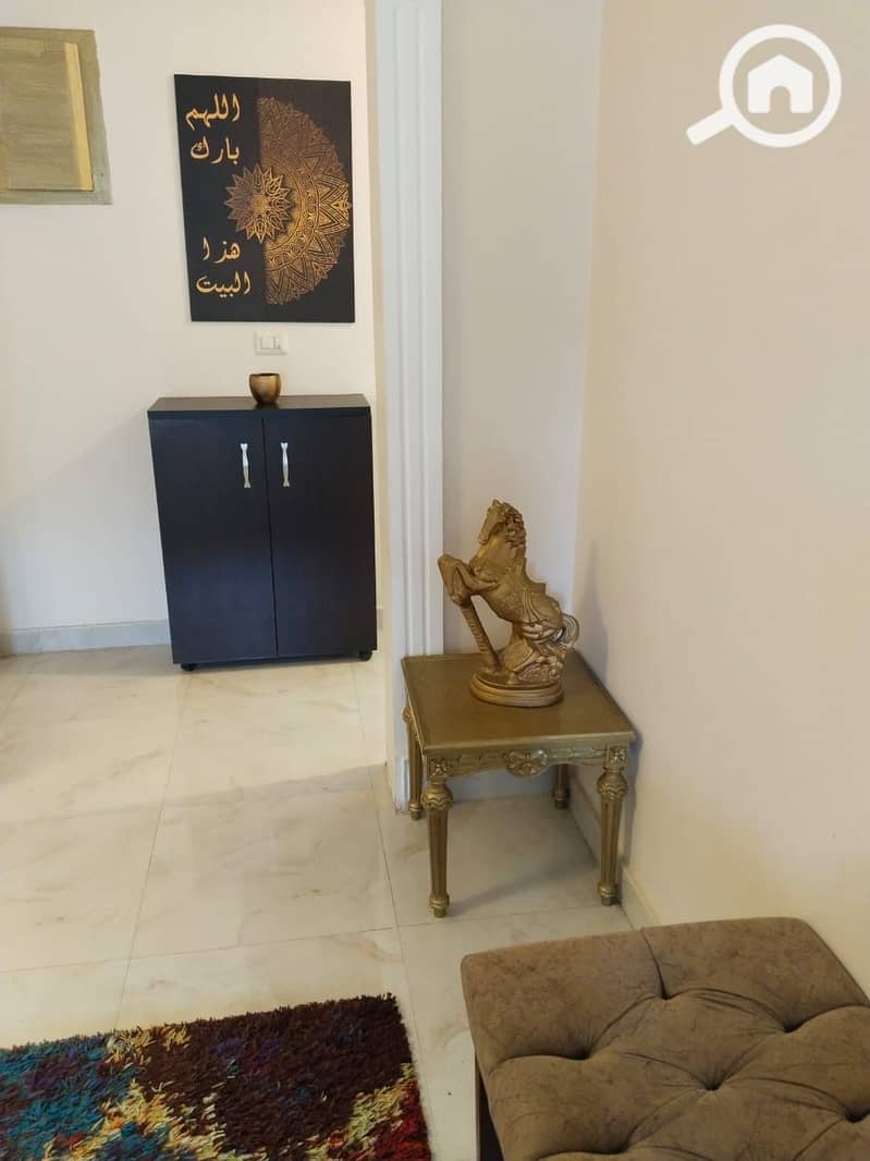 8 d7be6eab-928b-4e87-98ef-119c6560fd67. jpeg