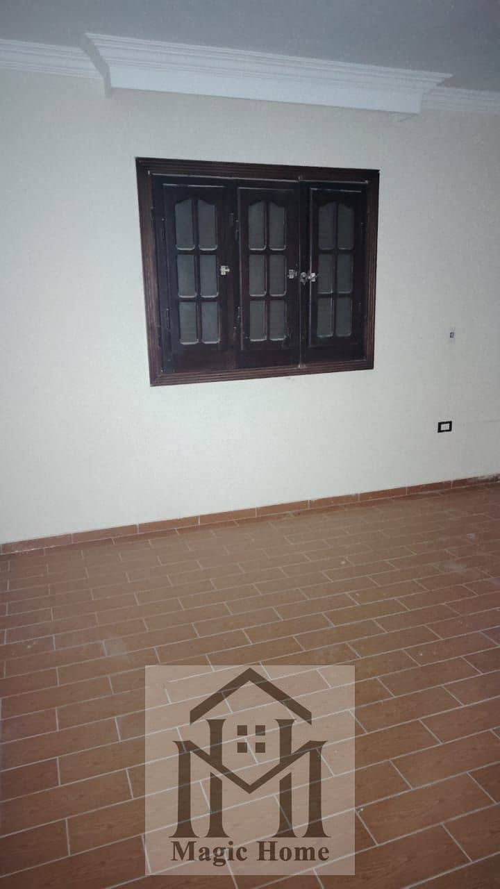 6 2d7328f5-53e3-4612-bcf4-162bd9d8b6ea. jpg