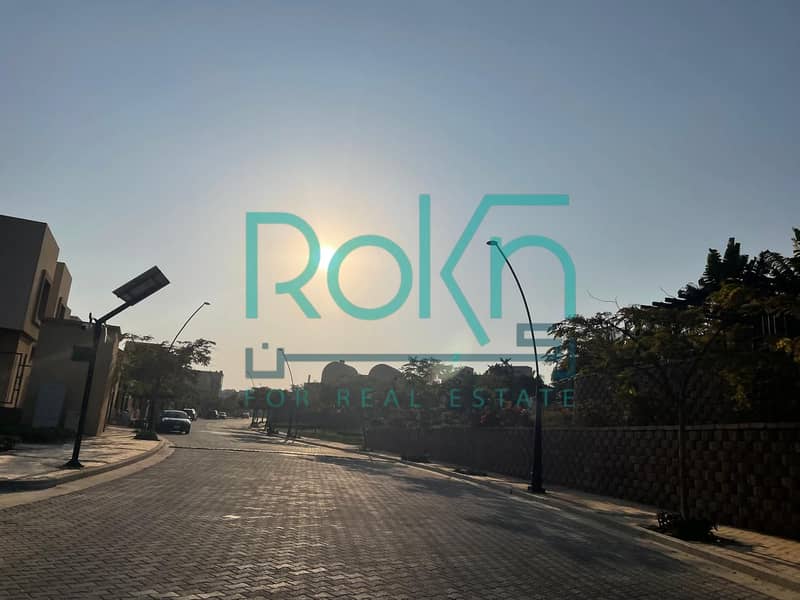 8 WhatsApp Image 2025-12-18 at 14.53. 10 (1). jpeg