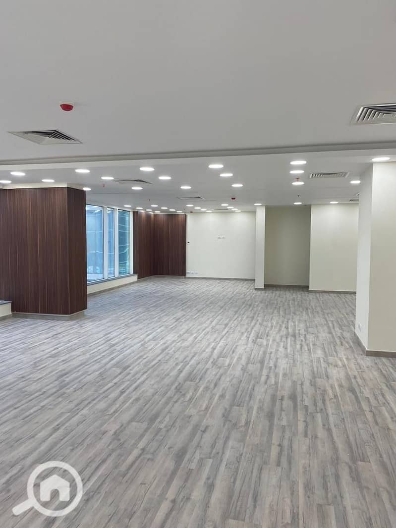 5 WhatsApp Image 2025-12-24 at 3.17. 48 PM (1). jpeg