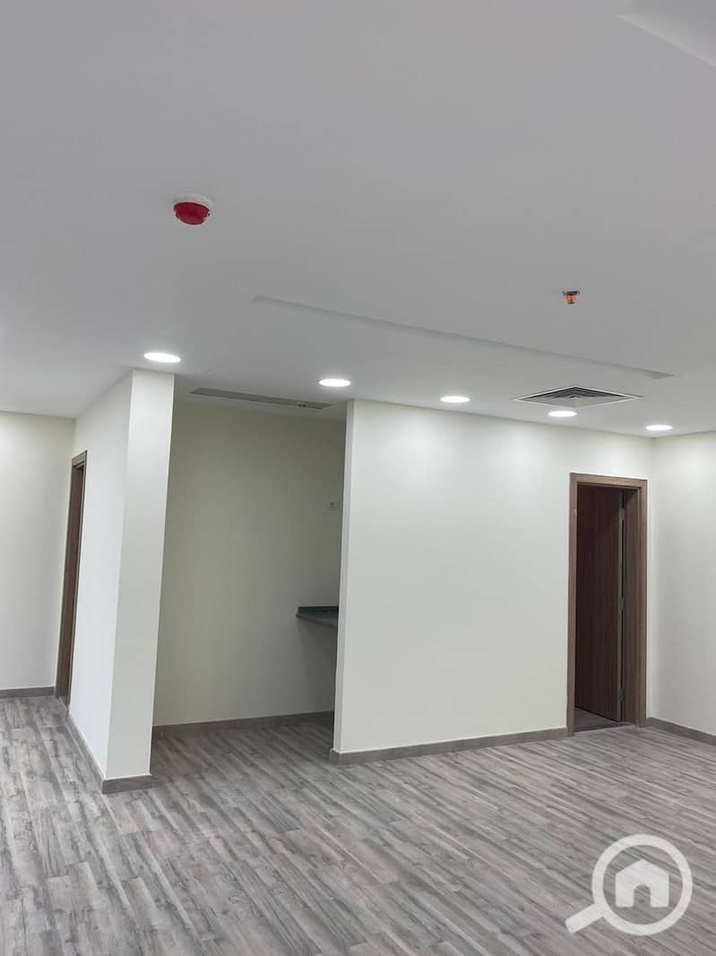 10 WhatsApp Image 2025-12-24 at 3.17. 46 PM (2). jpeg