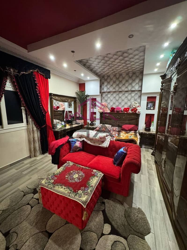 7 photo_5908935243731766073_y. jpg