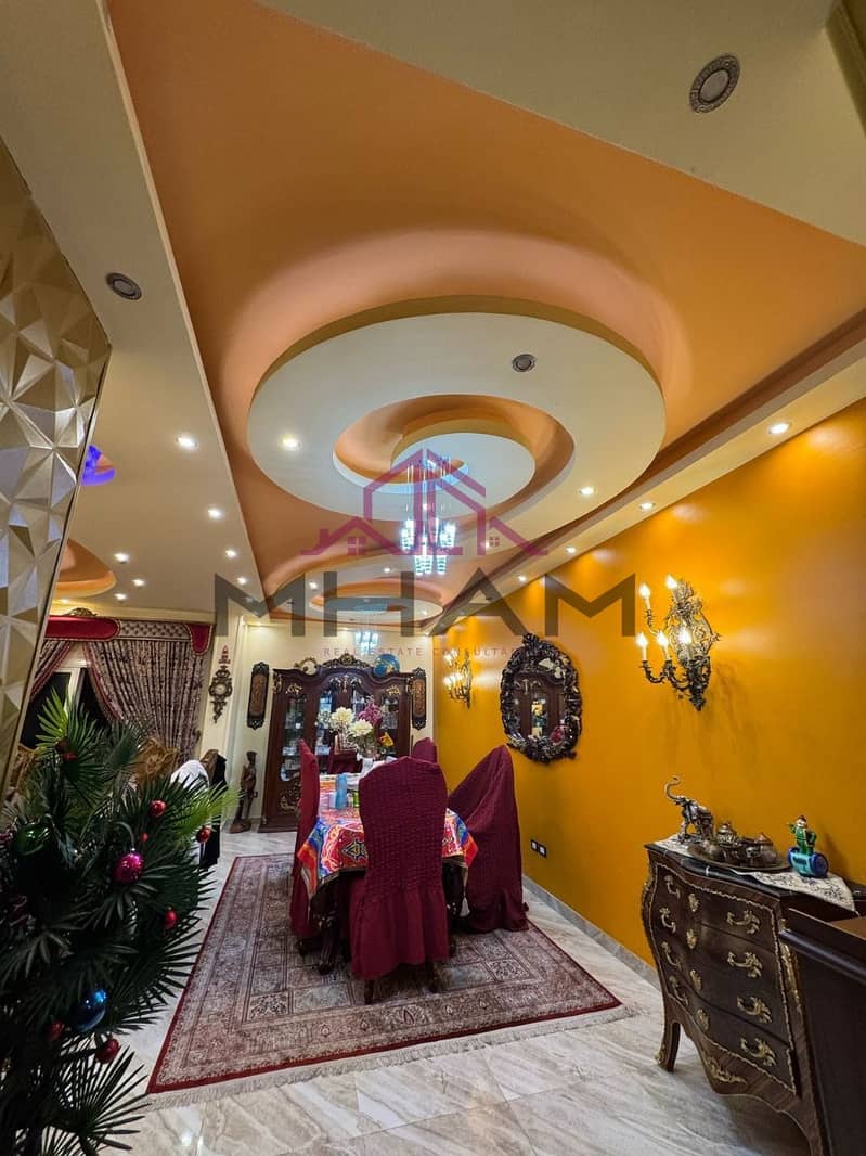 11 photo_5908935243731766078_y. jpg