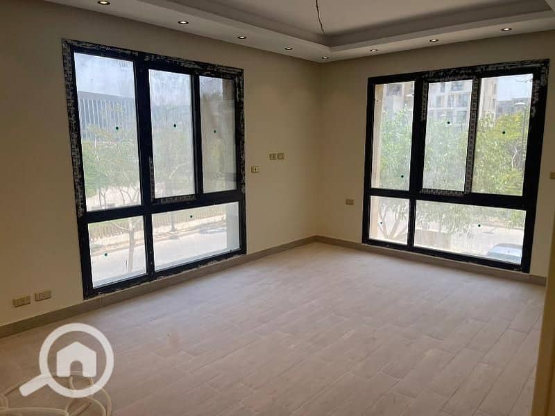 3 650b015c-5c21-42be-b613-f6ed5f788dd3. jpg