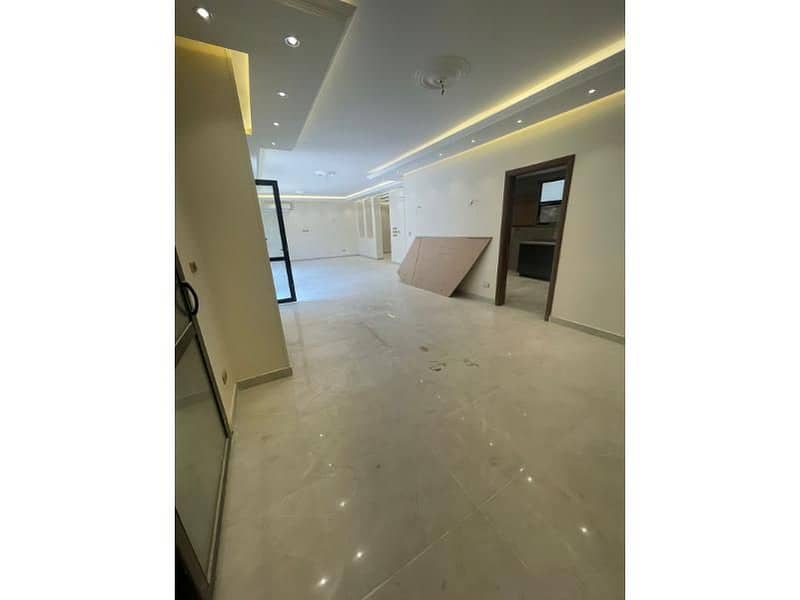 8 62cbbde9-a0b3-4d9c-be40-6efba5103e1e. jpg