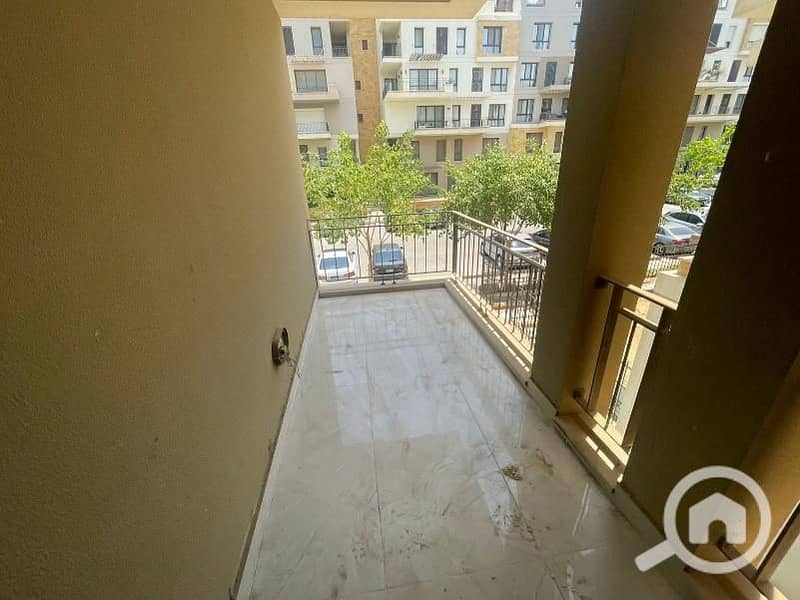 13 cc7cdf9c-5193-4e8d-92aa-4393fe2d909e. jpg