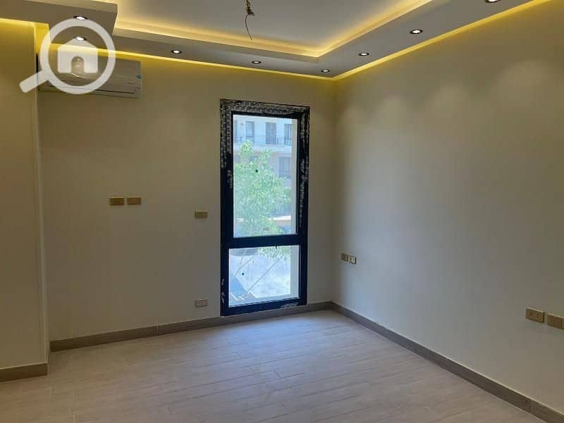 16 df733253-54b9-4d57-8574-5344b17862f6. jpg