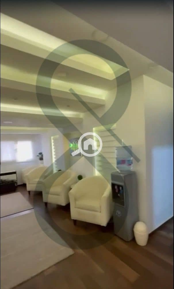 6 PHOTO-2026-01-04-15-16-40. jpeg