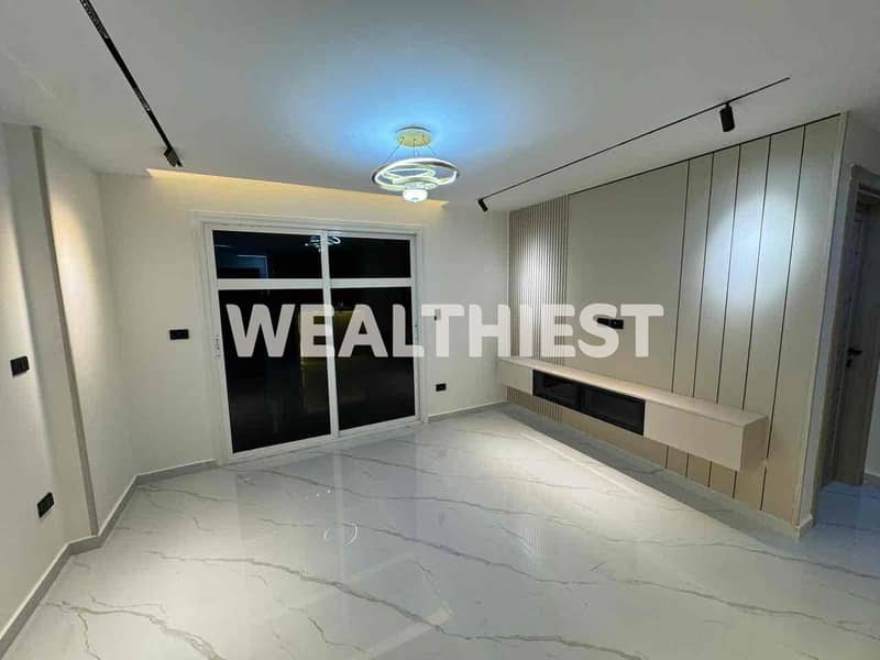 12 12568c71-f736-4082-8f26-a150b10d81c1. jpg