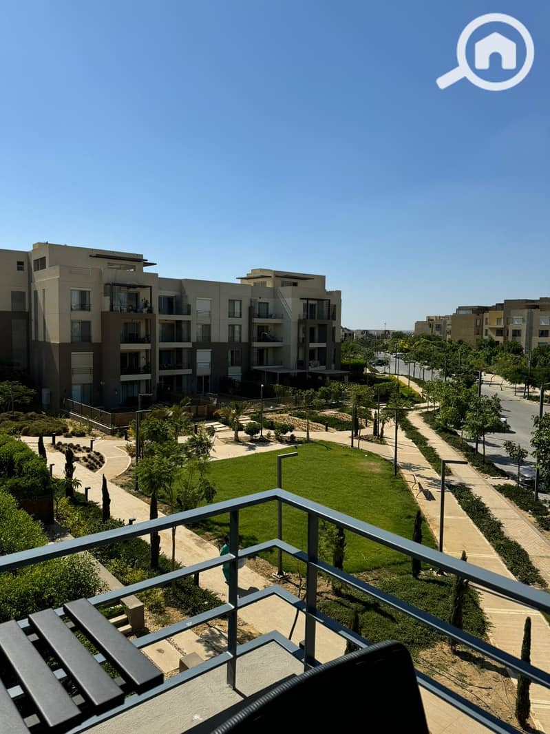 4 65ba04be-3eeb-4704-8510-54d25d1e5a4e. jpg