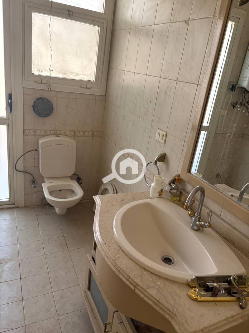 12 6935849d757f5_IMG-20251207-WA0278. jpg